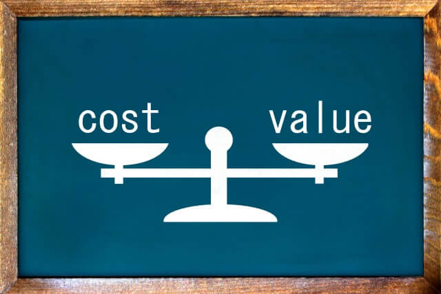 コストと価値の天秤