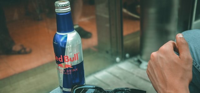 Red Bull（レッドブル）のコーポレートブランディング