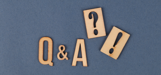 よくある質問をイメージしたQ&Aの写真