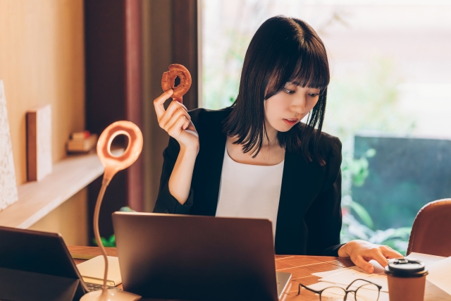 スナックミーオフィスの特徴や料金、導入事例をまとめて紹介【サービス資料の無料ダウンロードあり】